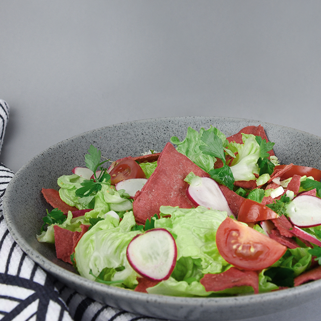 Lebanese Fattoush Salad with Beetroot Pita Chips – The Great Fridge Clearer